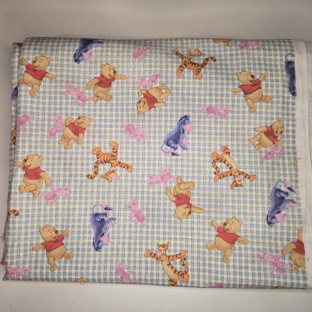 Disney Winnie the Pooh and Friends Plaid Fabric "POOH'S DAYS" #5770 Disney 2 yds